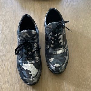 CoFi Holly Sneaker in Silver and Black Camo